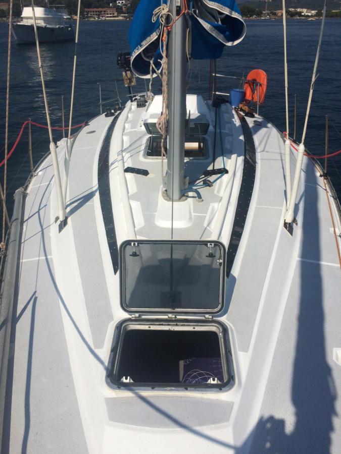 Stlocavoile 4, Bateau Seuls A Bord Hotell Porto-Vecchio  Exteriör bild